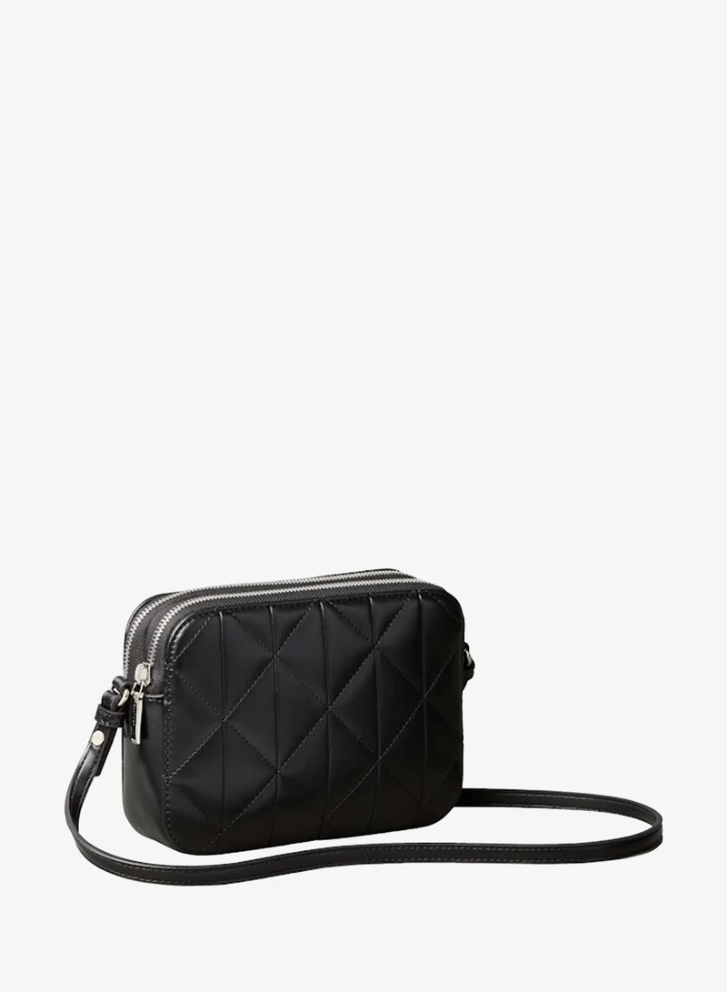 كالفن كلاين Quilted Emblem Logo Double Zip Camera Bag